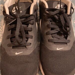 Boys Nike AirMax Tavas